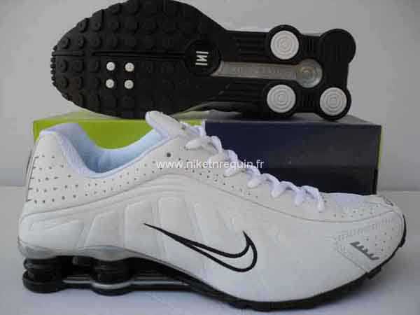Nike Shox R4 Chaussures De Course Blanc Noir
